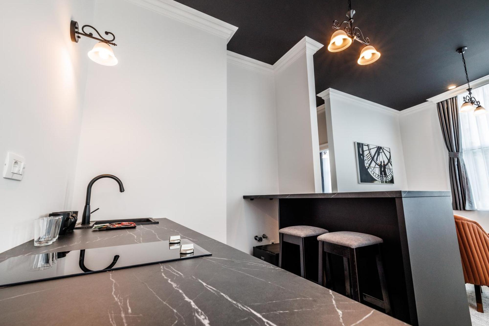 White Unique Apart Niksic Exterior photo
